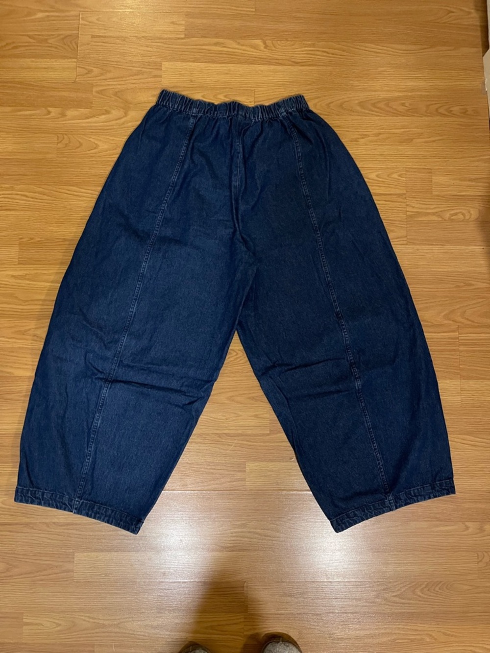 Le Bon Shoppe Parachute Dark Blue Denim Jeans